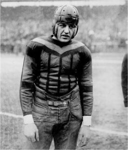 Red Grange in uniform (Chicago Bears)
